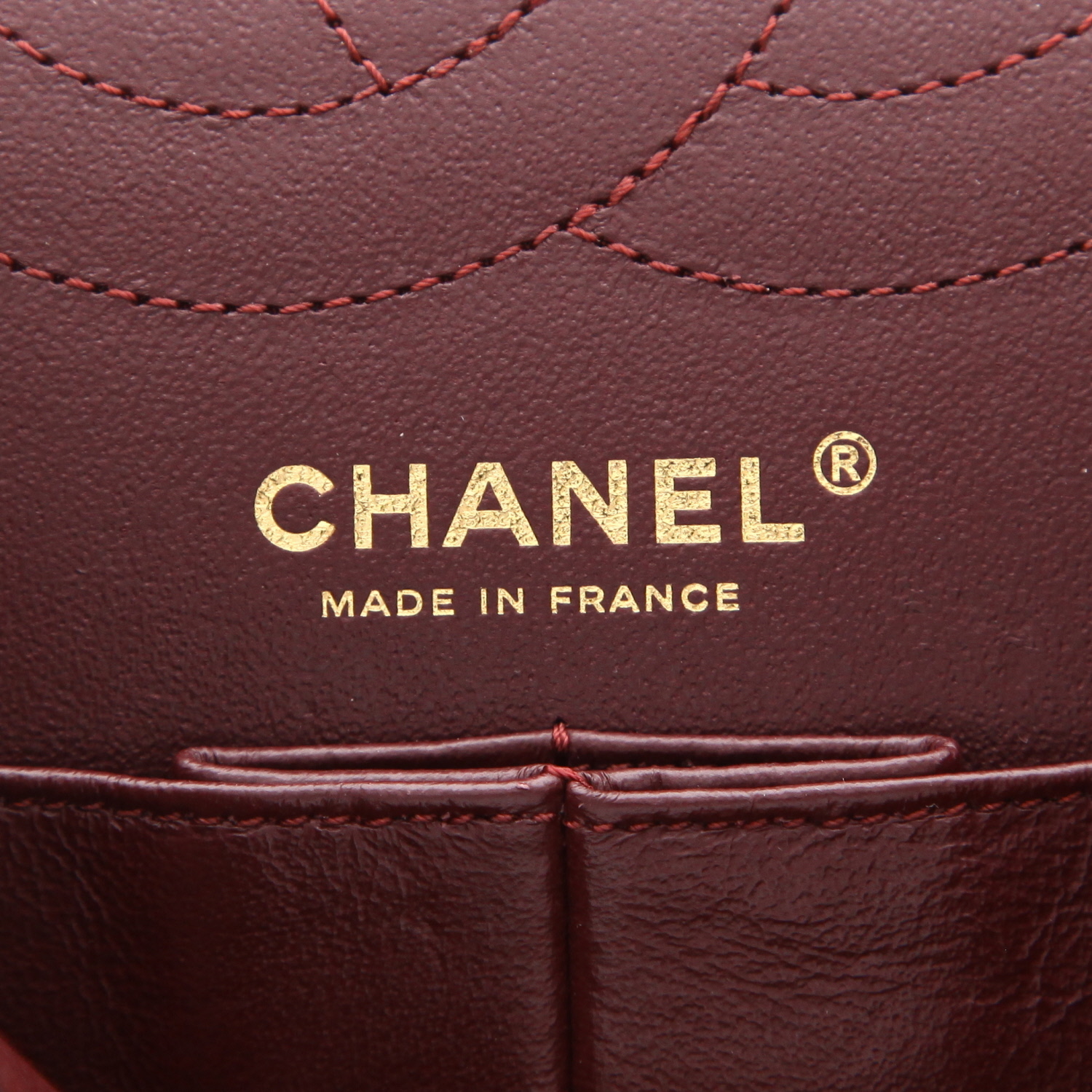 Chanel 2.55 Charms handbag  in black quilted leather - Detail D2