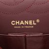 Bolso de mano Chanel 2.55 Charms en cuero acolchado negro - Detail D2 thumbnail