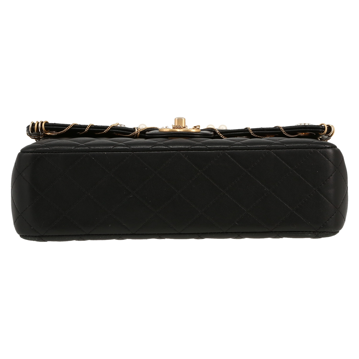 Bolso de mano Chanel  Timeless modelo mediano  en cuero acolchado negro - Detail D1