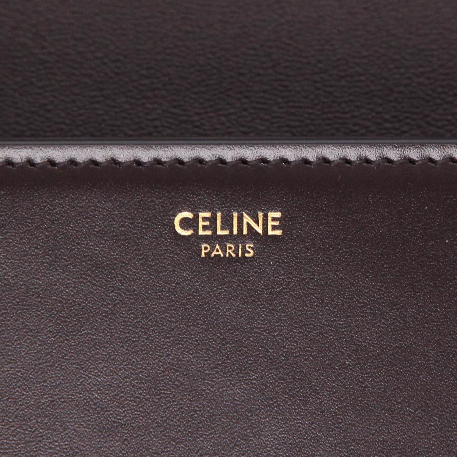 Celine  Maillon Triomphe shoulder bag  in brown leather - Detail D2
