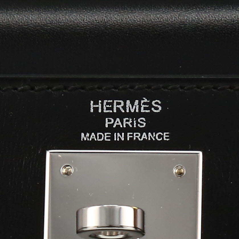 Sac à main Hermès  Kelly 28 cm en cuir box noir - Detail D2