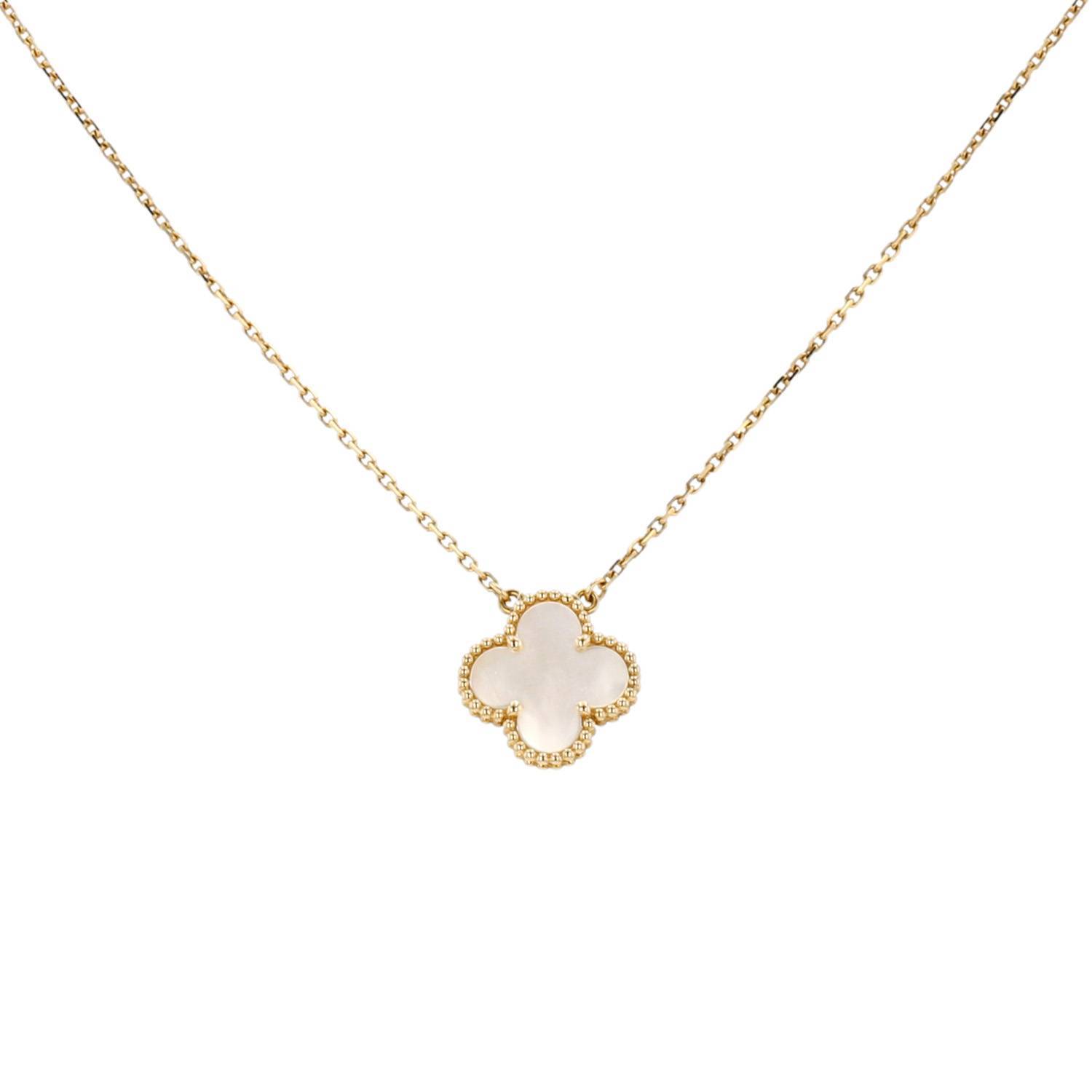 Collana Van Cleef & Arpels Vintage Alhambra in oro giallo e madreperla