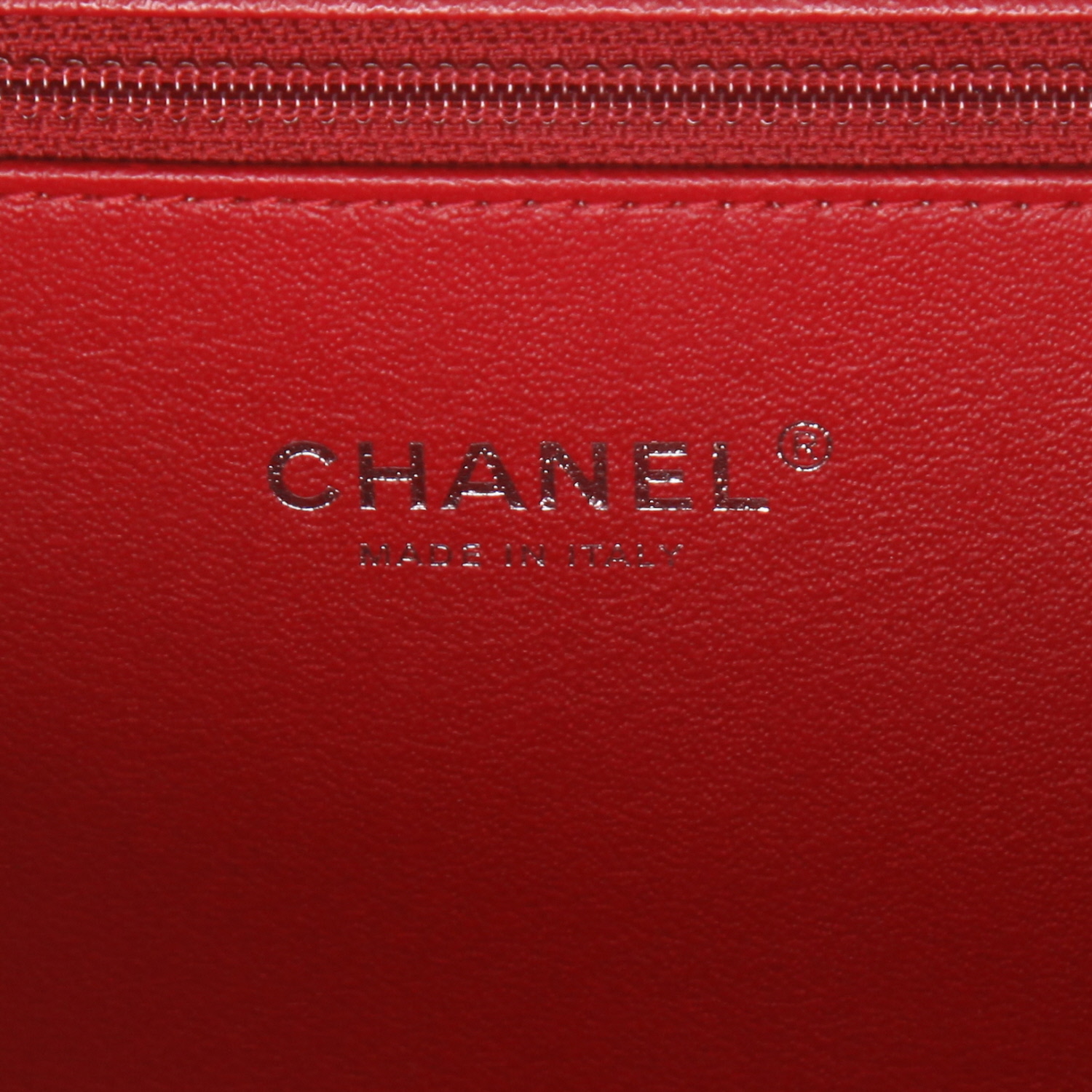 Chanel  Filigree Vanity Case en cuir grainé matelassé bicolore noir et blanc - Detail D2