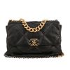 Chanel  19 shoulder bag  in black quilted leather - 360 thumbnail
