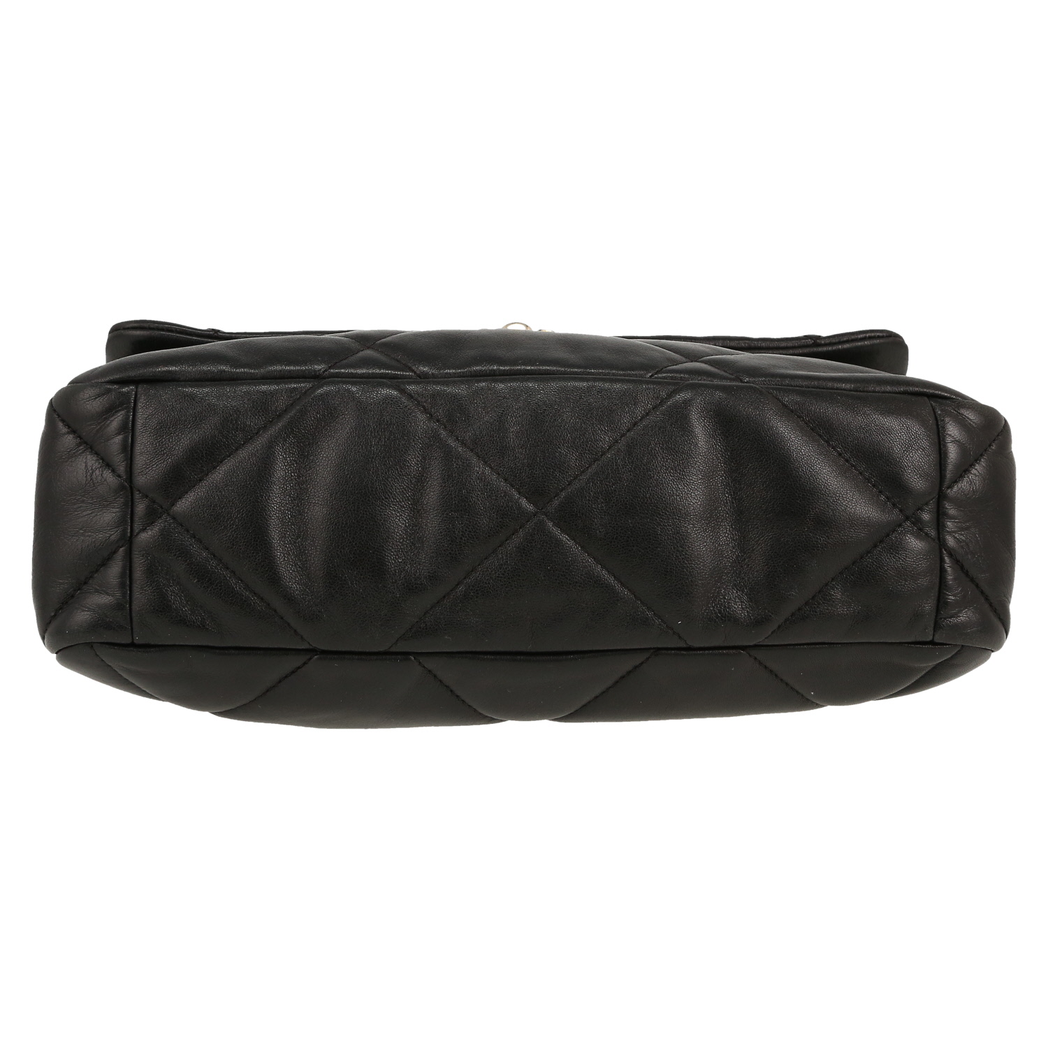 Borsa a tracolla Chanel  19 in pelle trapuntata nera - Detail D1