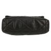 Chanel  19 shoulder bag  in black quilted leather - Detail D1 thumbnail