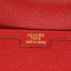 Bolsito de mano Hermès  Jige en cuero Courchevel rojo - Detail D2 thumbnail