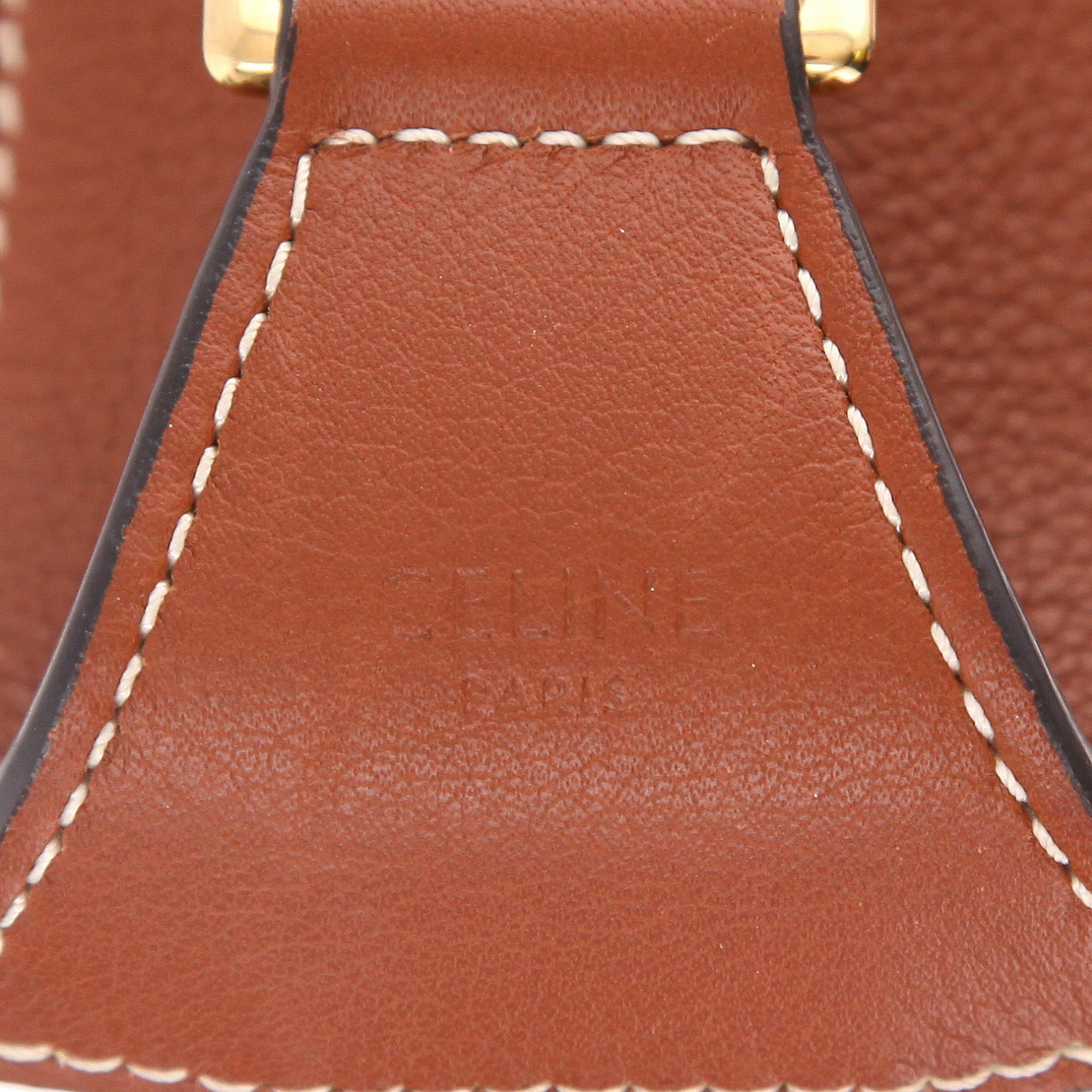 Bolso de mano Celine  Romy modelo grande  en cuero color oro - Detail D2