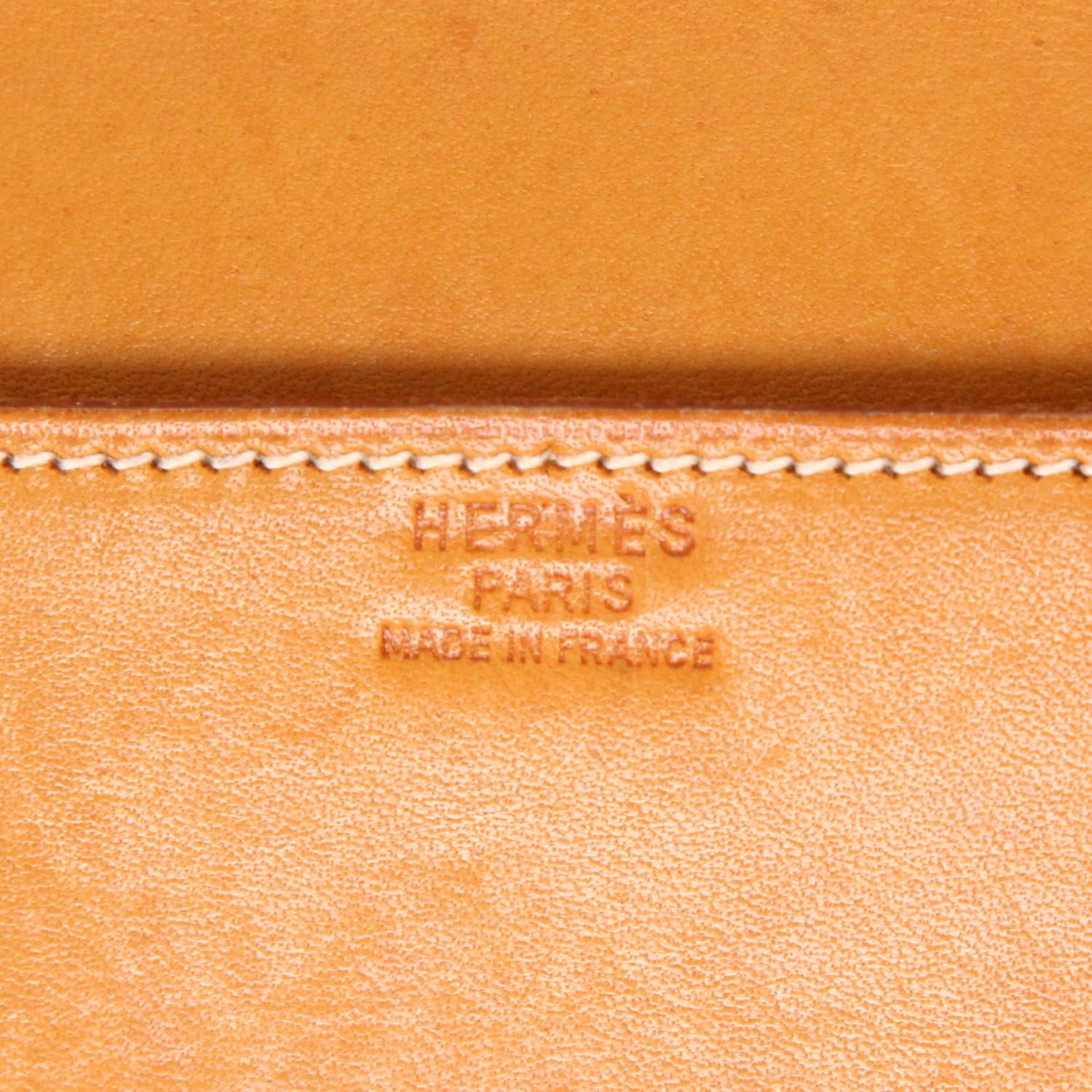 Bolsito de mano Hermès  Jet en cuero natural color oro - Detail D2