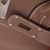 Bolso para llevar al hombro o en la mano Hermès  Birkin Shoulder en cuero togo marrón etoupe - Detail D4 thumbnail