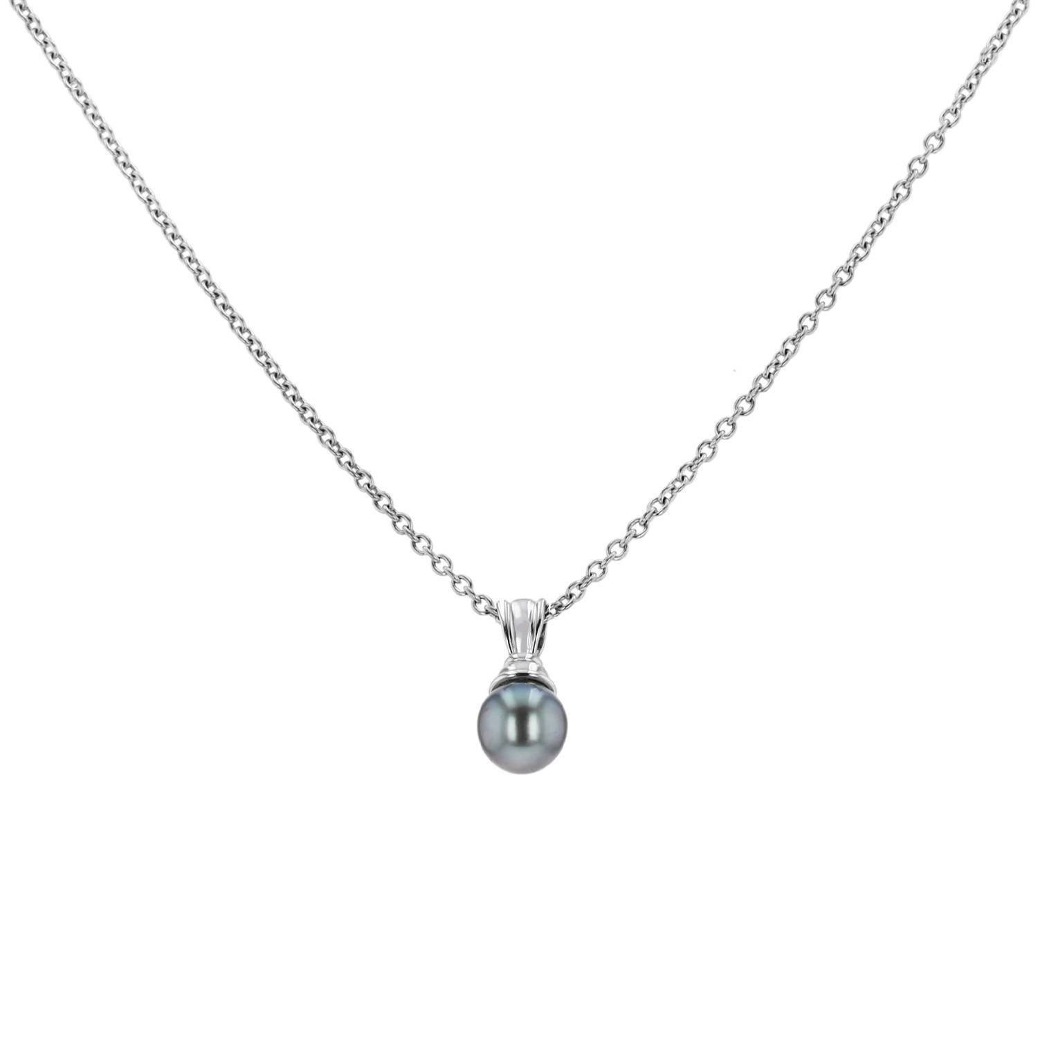 Boucheron necklace in white gold and Tahitian cultured pearl