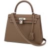 Bolso de mano Hermès  Kelly 25 cm en cuero epsom marrón etoupe - 00pp thumbnail