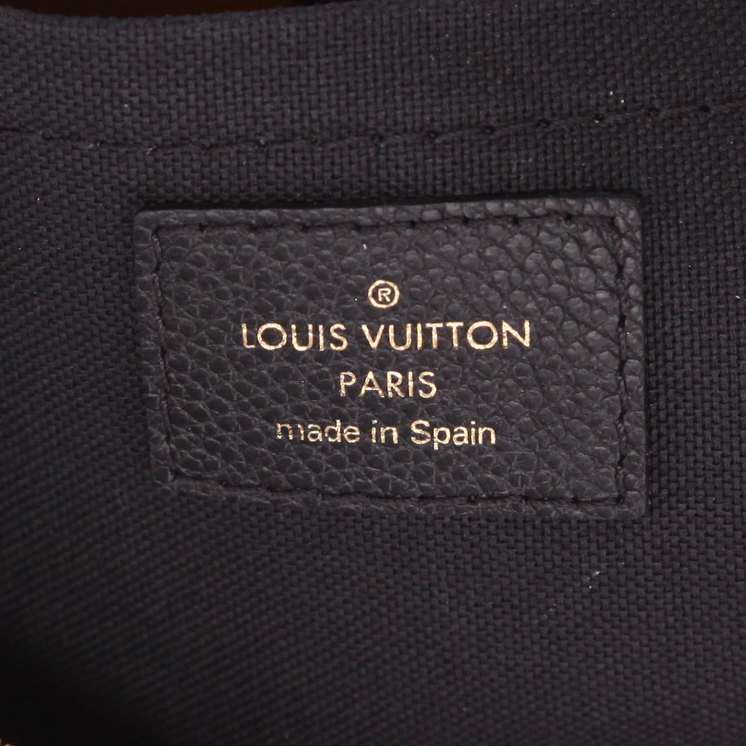 Sac bandoulière Louis Vuitton  Pallas Chain en toile monogram marron et cuir noir - Detail D2