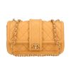Chanel   shoulder bag  in beige quilted leather - 360 thumbnail