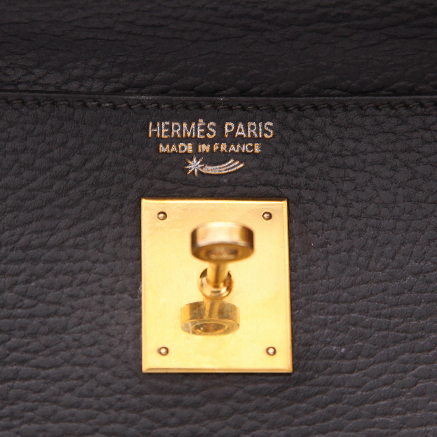 Bolso de mano Hermès  Kelly 35 cm en cuero Ardenne negro - Detail D2