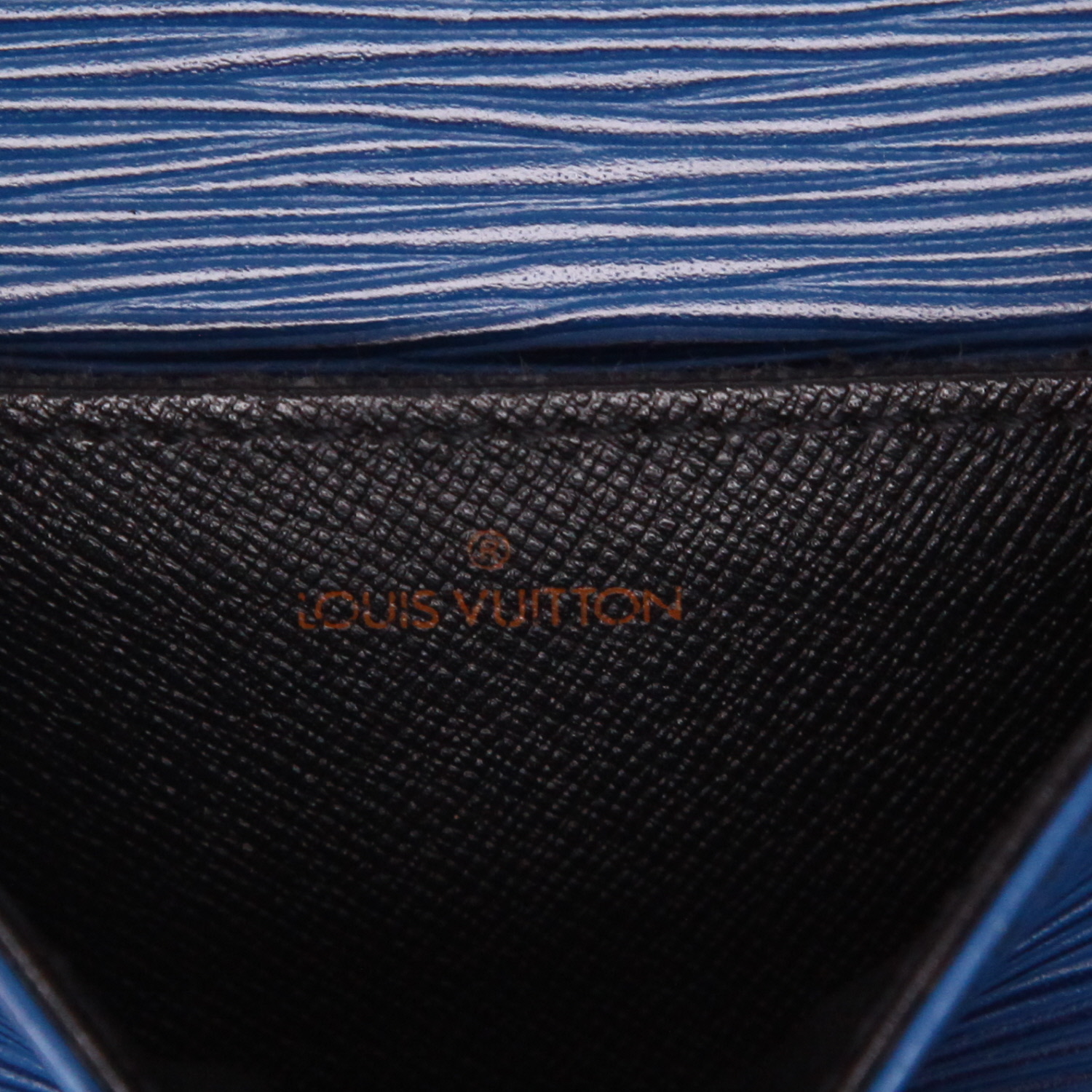 Louis Vuitton  Saint Cloud shoulder bag  in blue epi leather - Detail D2
