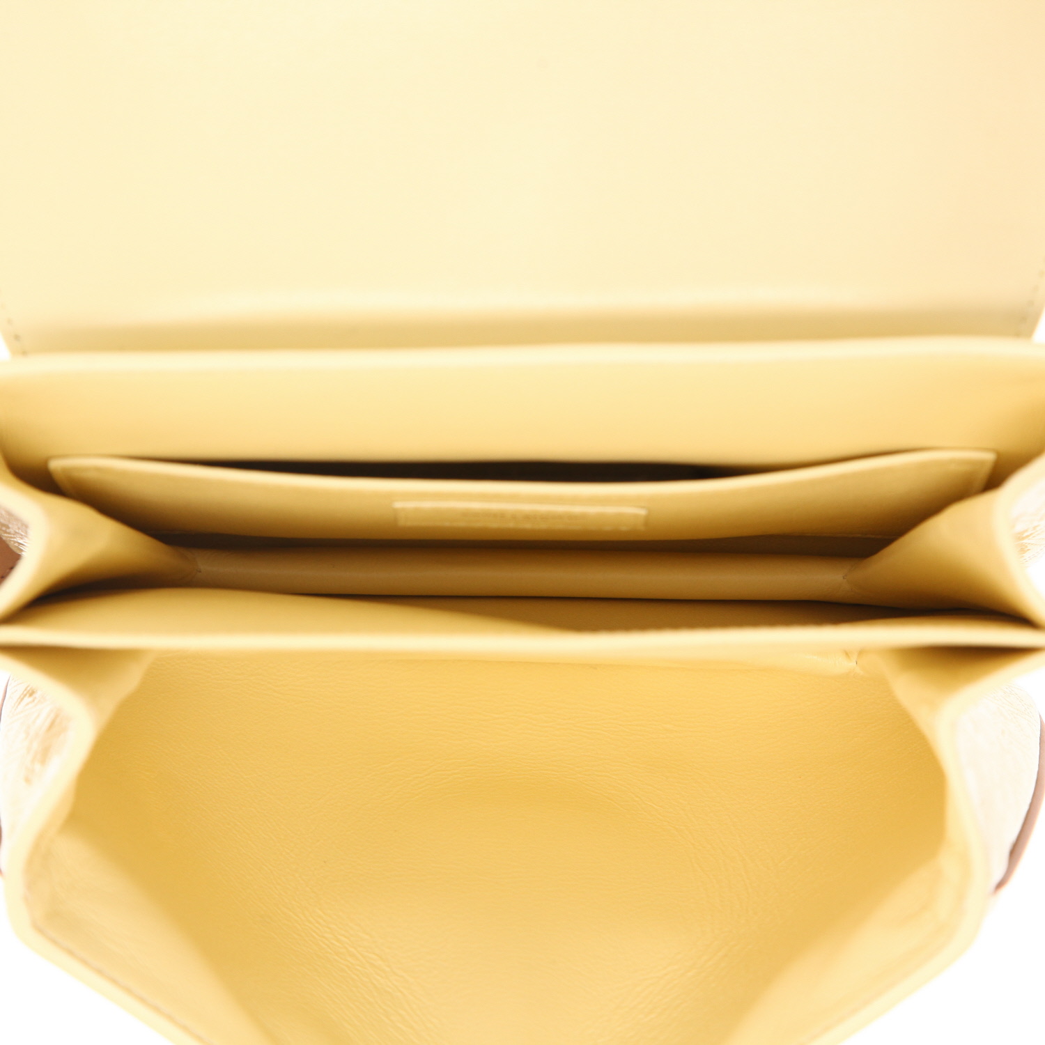 Sac bandoulière Saint Laurent  Besace Messenger en cuir verni monogram beige et cuir marron - Detail D3