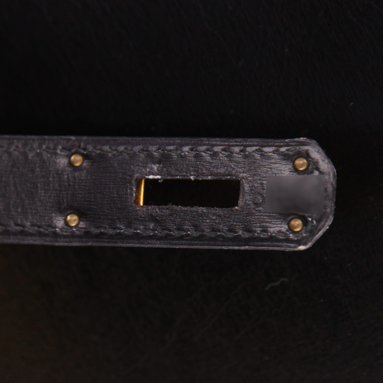 Bolso de mano Hermès  Kelly 32 cm en cuero box negro - Detail D4