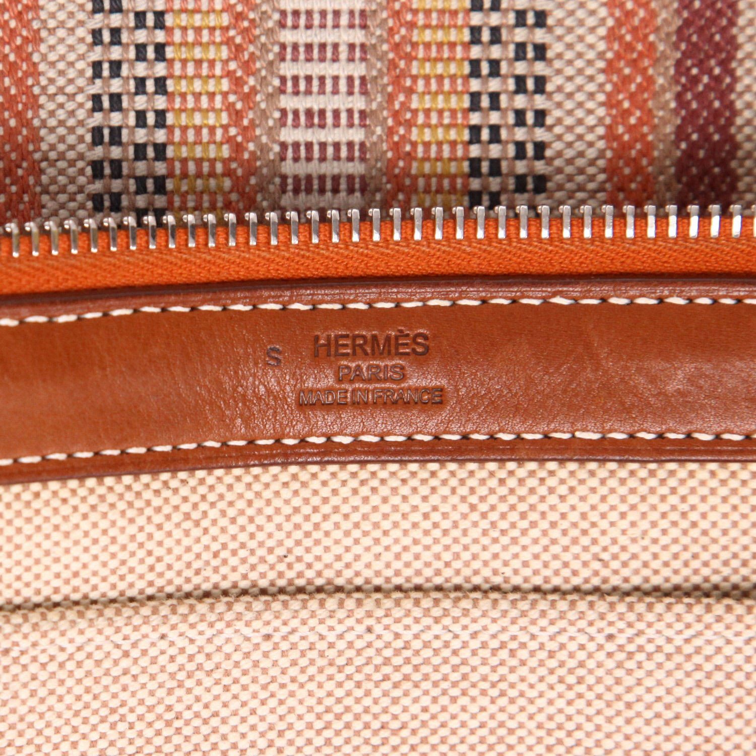 Hermès   shopping bag  in beige canvas - Detail D2