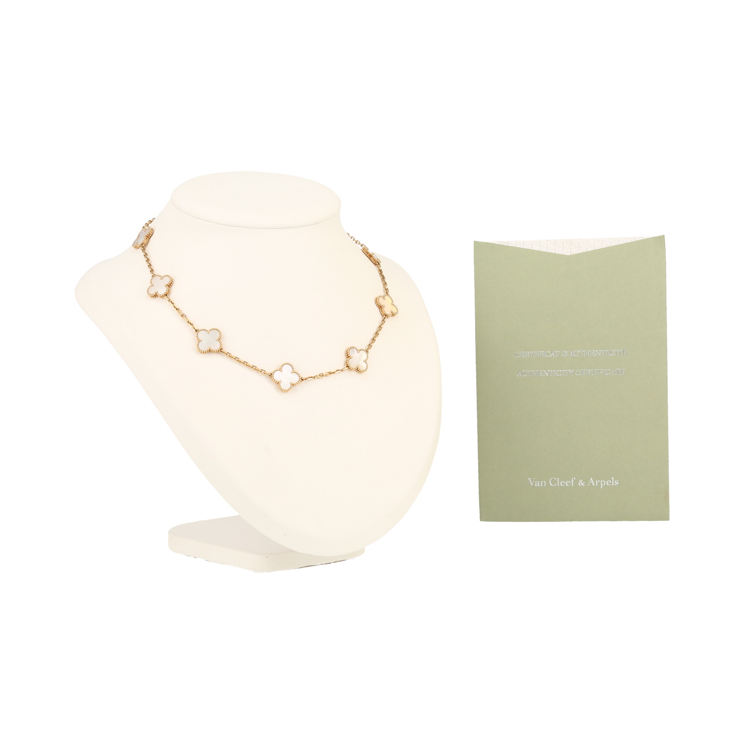 Van Cleef & Arpels Vintage Alhambra necklace in yellow gold and mother of pearl - Detail D2