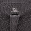 Hermès  Mini Evelyne shoulder bag  in black leather taurillon clémence - Detail D2 thumbnail