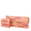 Bolso bandolera Chanel  Choco bar en lona Monogram color salmón - 00pp thumbnail