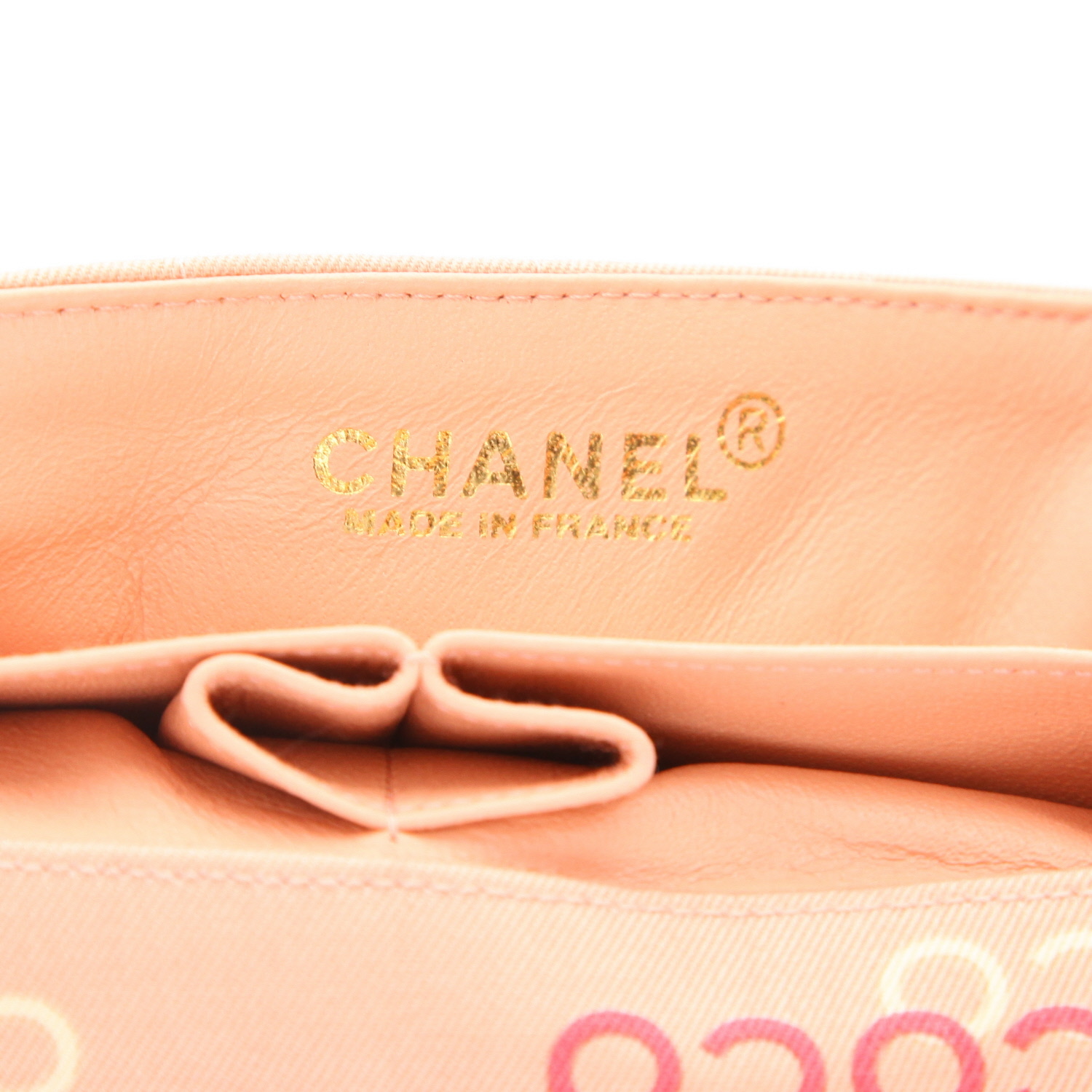 Chanel  Choco bar shoulder bag  in salmon pink monogram canvas - Detail D2