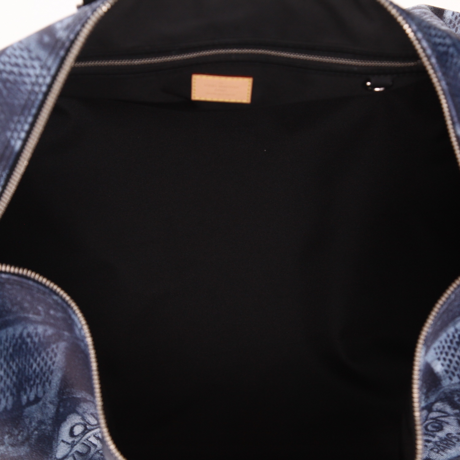 Borsa da viaggio Louis Vuitton  Keepall Editions Limitées in tela cerata con motivo a scacchi blu e pelle nera - Detail D7