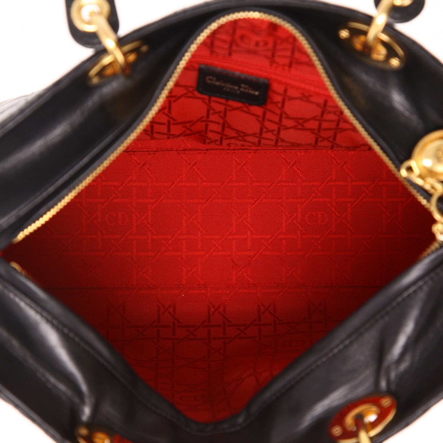 Sac à main Dior  Lady Dior en cuir cannage noir - Detail D3