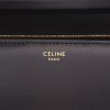 Bolso bandolera Celine  Classic Box en cuero box negro - Detail D2 thumbnail