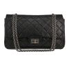 Bolso de mano Chanel 2.55 en cuero usado negro - 360 thumbnail