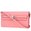 Hermès  Kelly To Go handbag/clutch  in Rose Confetti epsom leather - 00pp thumbnail