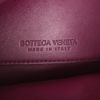 Sac bandoulière Bottega Veneta  Mount petit modèle  en cuir bordeaux - Detail D2 thumbnail