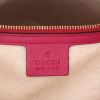 Bolso de mano Gucci  Microguccissima en charol rosa - Detail D2 thumbnail