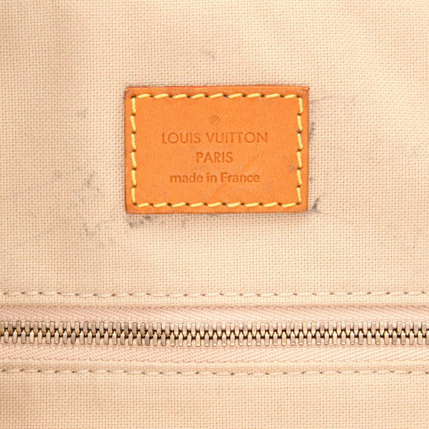 Louis Vuitton  Editions Limitées handbag  in brown monogram canvas  and natural leather - Detail D2