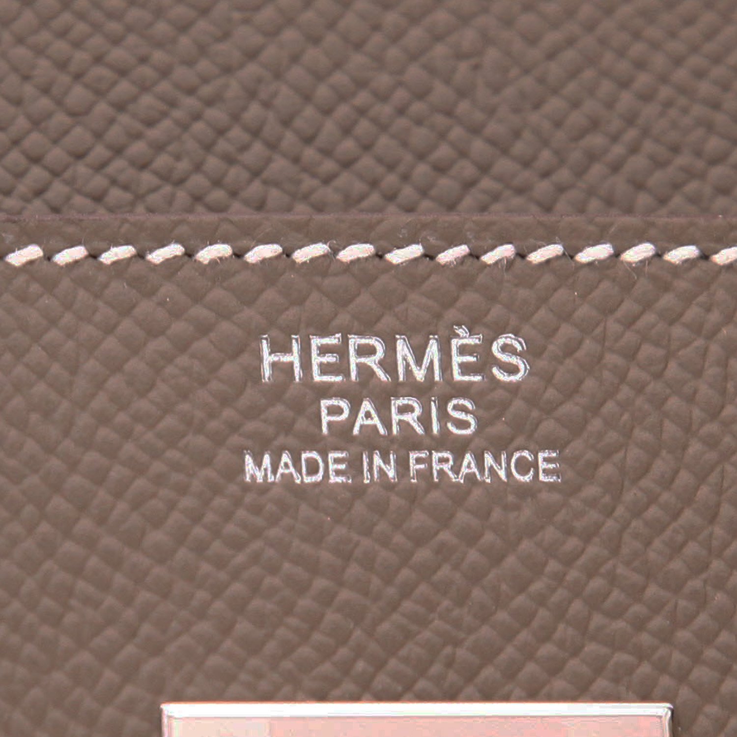 Hermès  Birkin 30 cm handbag  in etoupe epsom leather - Detail D2