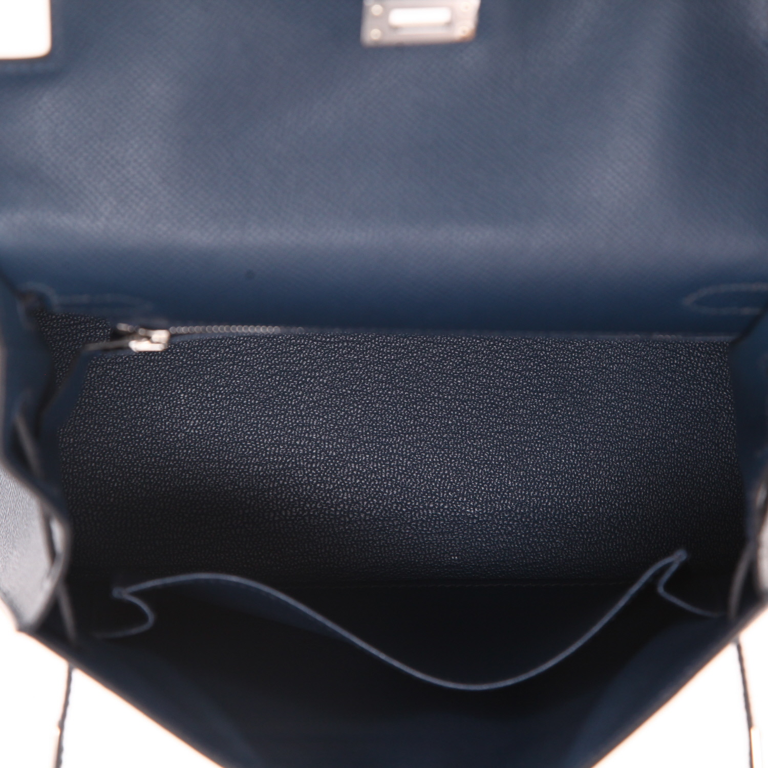 Hermès  Kelly 25 cm handbag  in Bleu de Prusse epsom leather - Detail D3