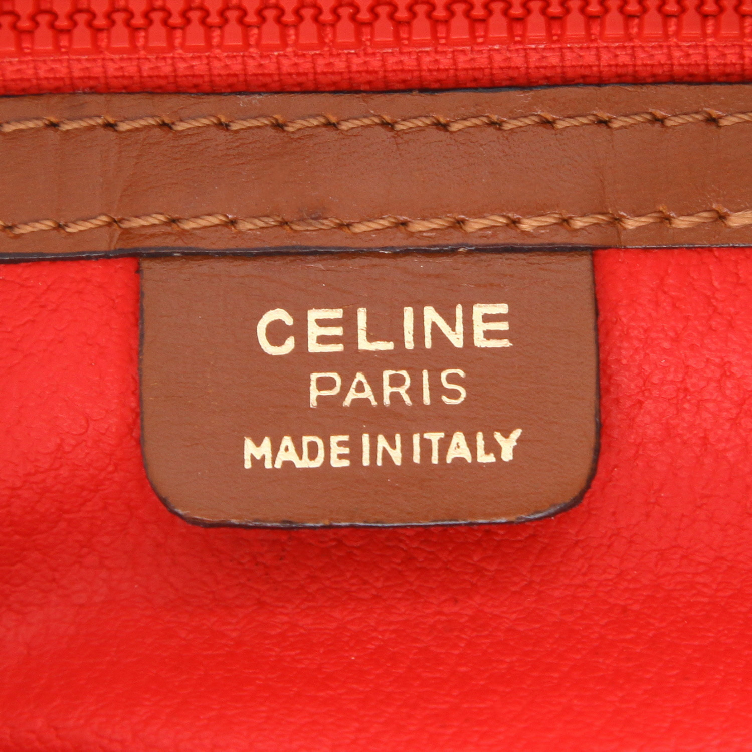Celine   shoulder bag  in brown leather - Detail D2