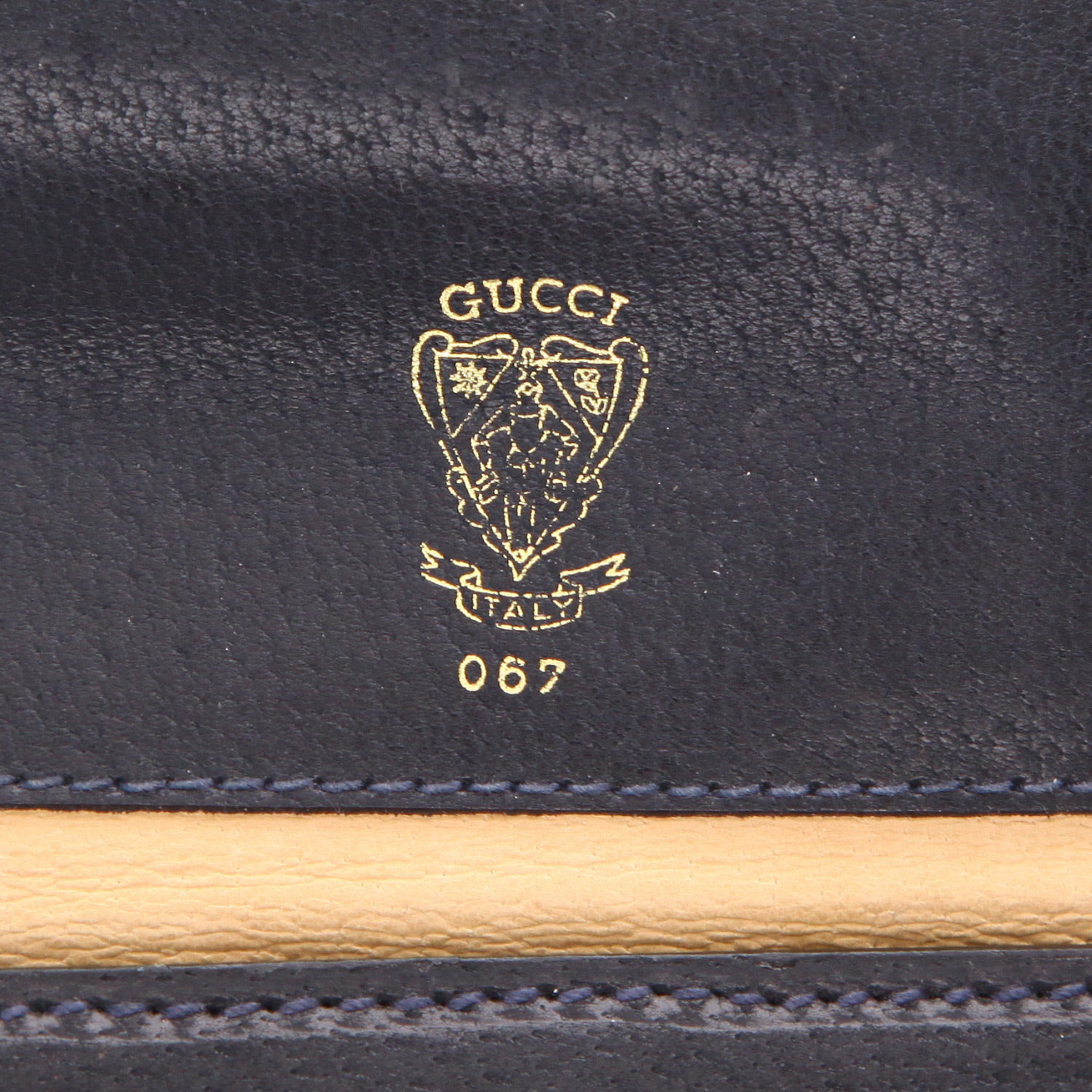 Pochette Gucci   en toile sûpreme GG grise et bleue et cuir bleu - Detail D2