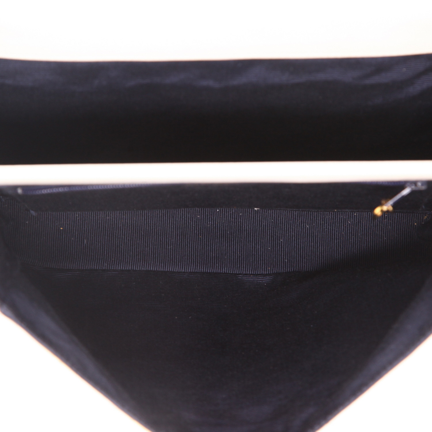 Sac à main Chanel  Vintage en cuir matelassé crème - Detail D3