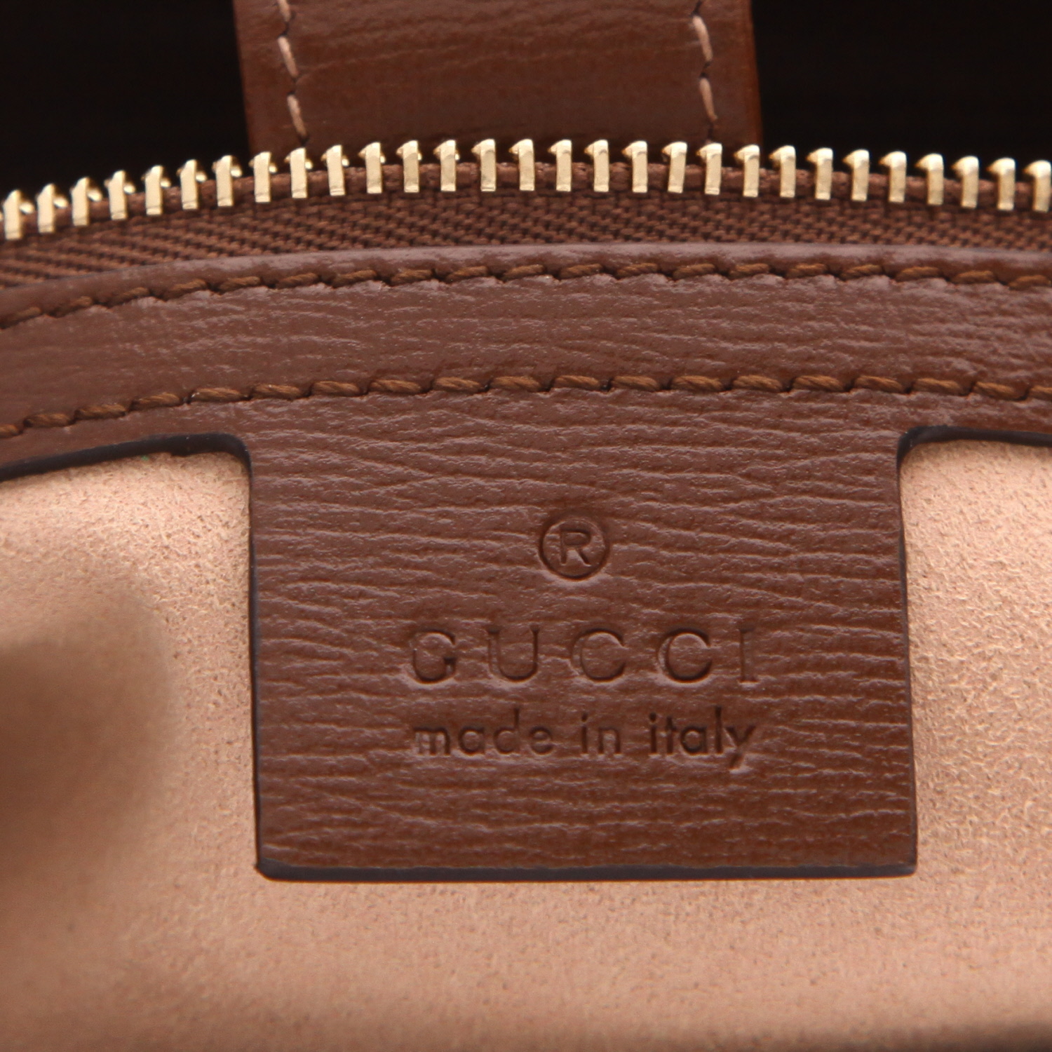 Bolso de mano Gucci  Jackie modelo mediano  en tejido "Suprême GG" beige y cuero marrón - Detail D2