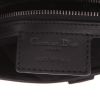 Bolso de mano Dior  Saddle en cuero negro - Detail D2 thumbnail