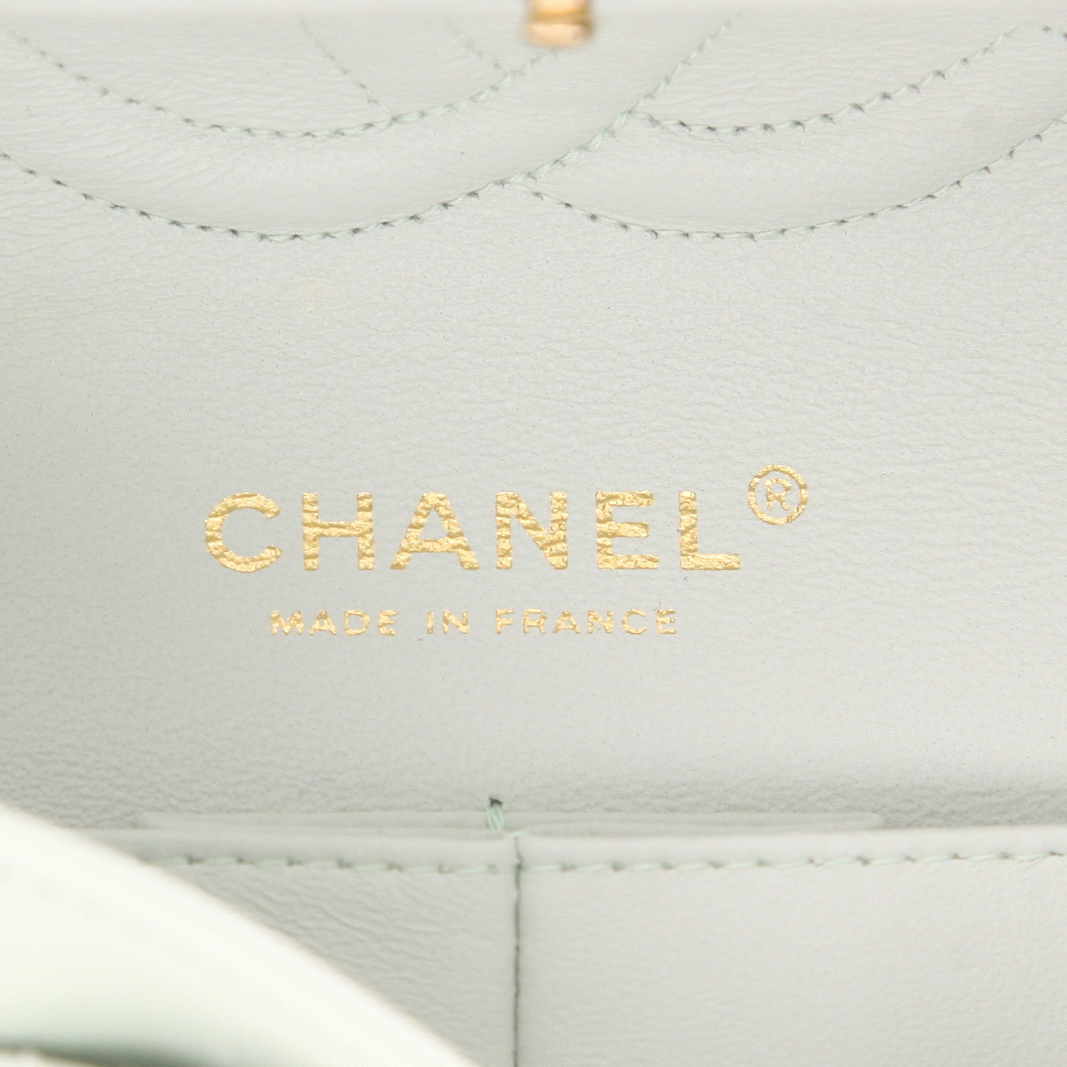Chanel  Timeless Classic handbag  in green tweed - Detail D2