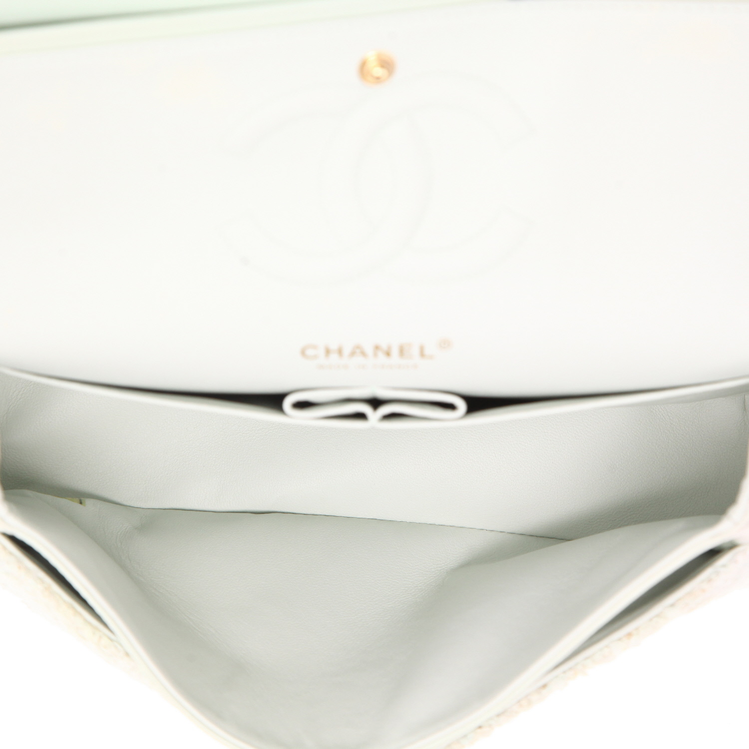 Bolso de mano Chanel  Timeless Classic en tweed verde - Detail D3