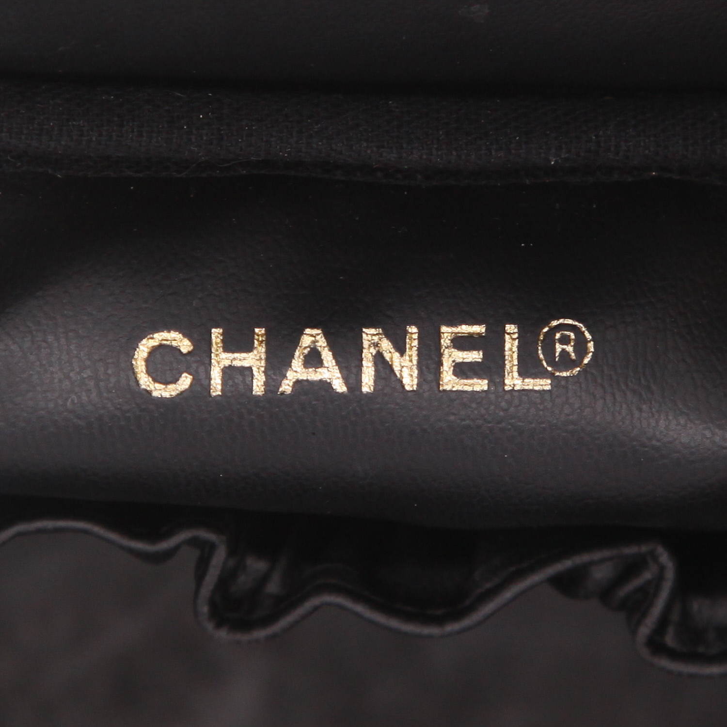 Chanel  Vanity vanity case  in black grained leather - Detail D2