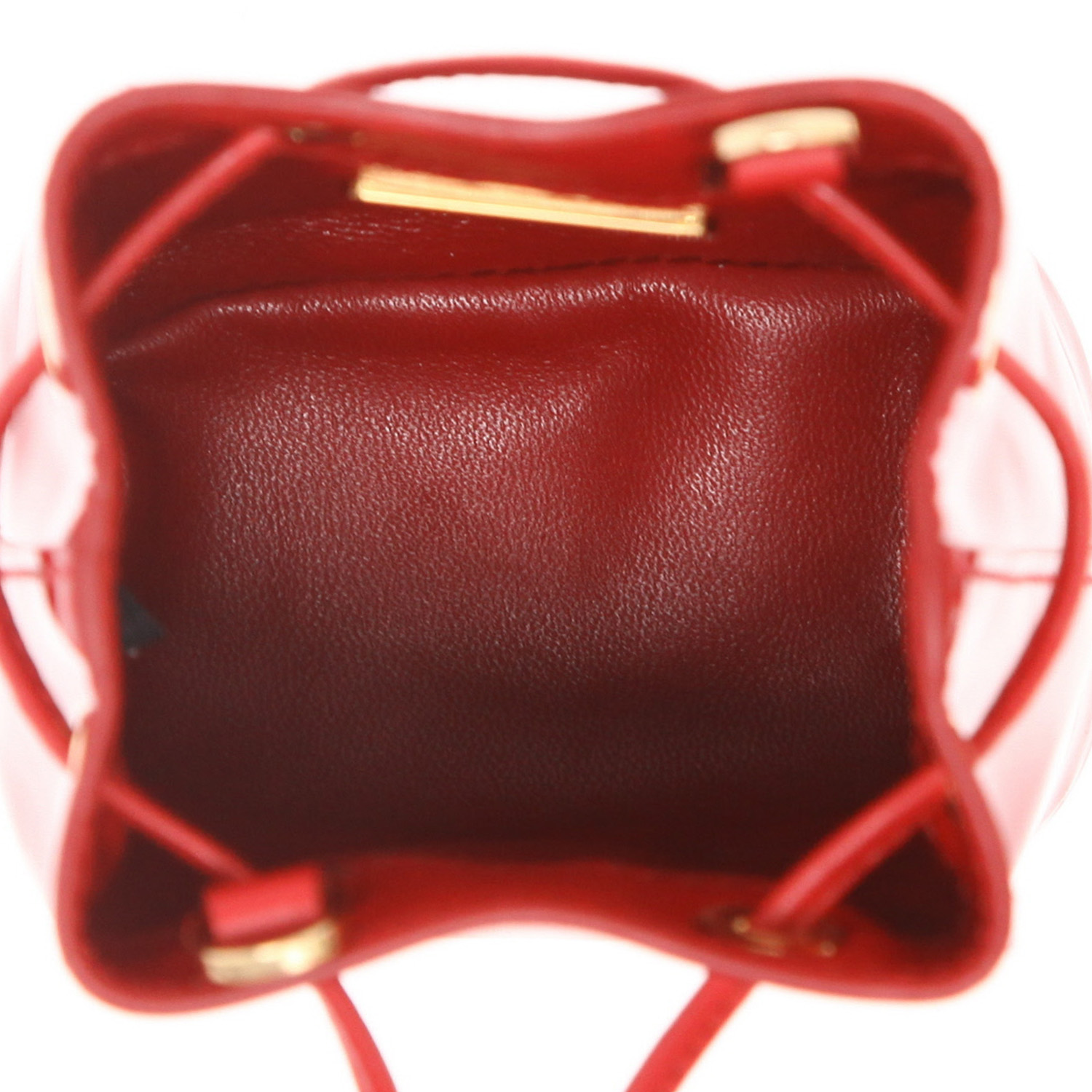 Bolso bandolera Prada  Triangle mini  en charol rojo - Detail D3