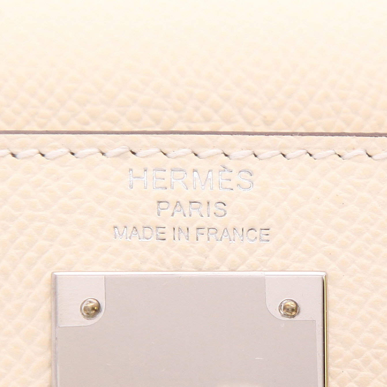 Sac à main Hermès  Kelly 28 cm en cuir epsom Nata - Detail D2