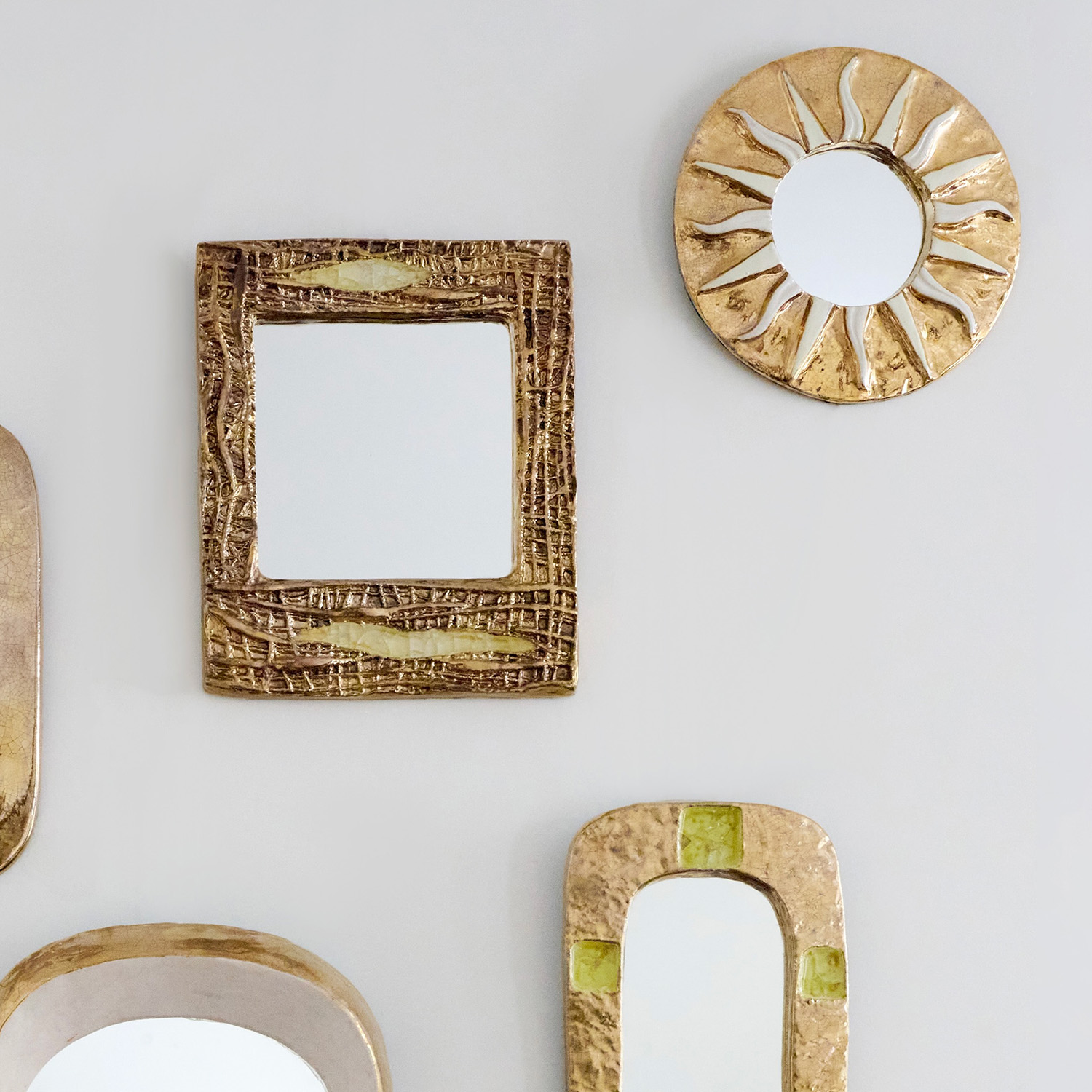 'Inti' mirror - circa 1975 - Detail D4