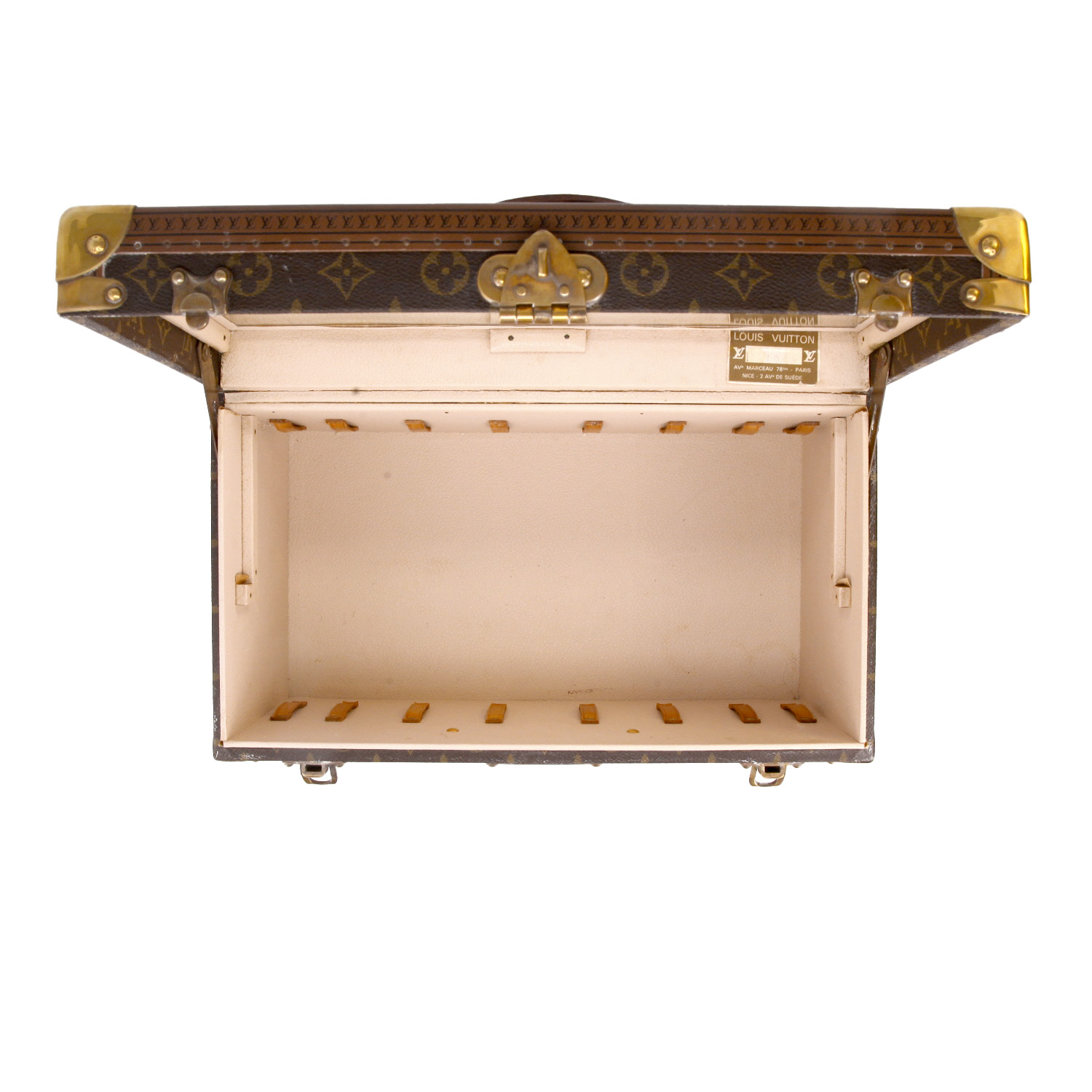 Louis Vuitton  Boîte à Pharmacie vanity case  in brown monogram canvas - Detail D3