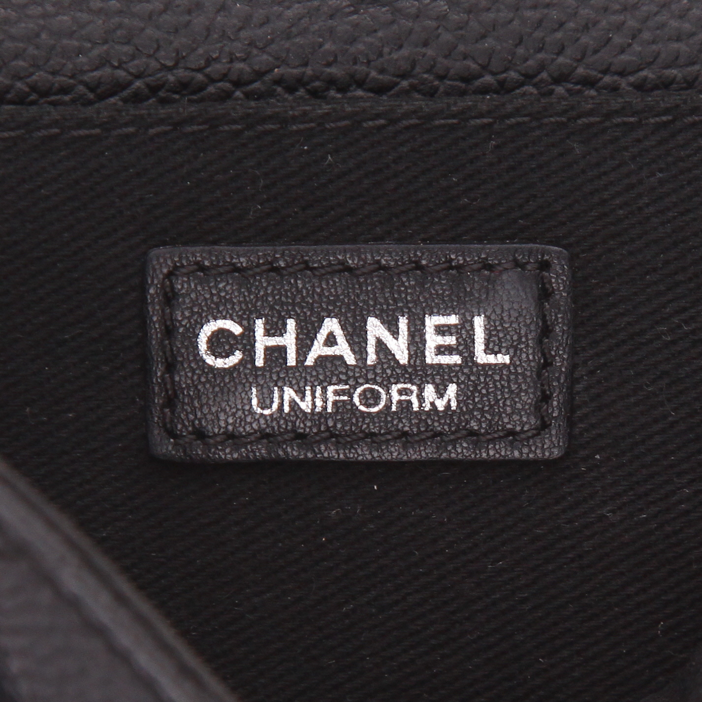 Bolsito-cinturón Chanel   en cuero granulado acolchado negro - Detail D2